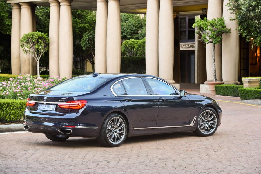  BMW 730d 2016 года  (ZA) (фото 9 из 30)